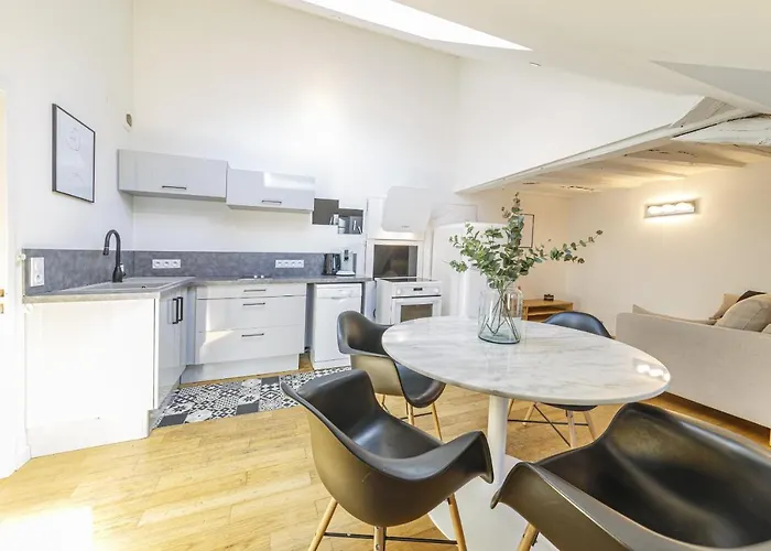 Gasthuis Aubance - Maison Bossoreil 3*